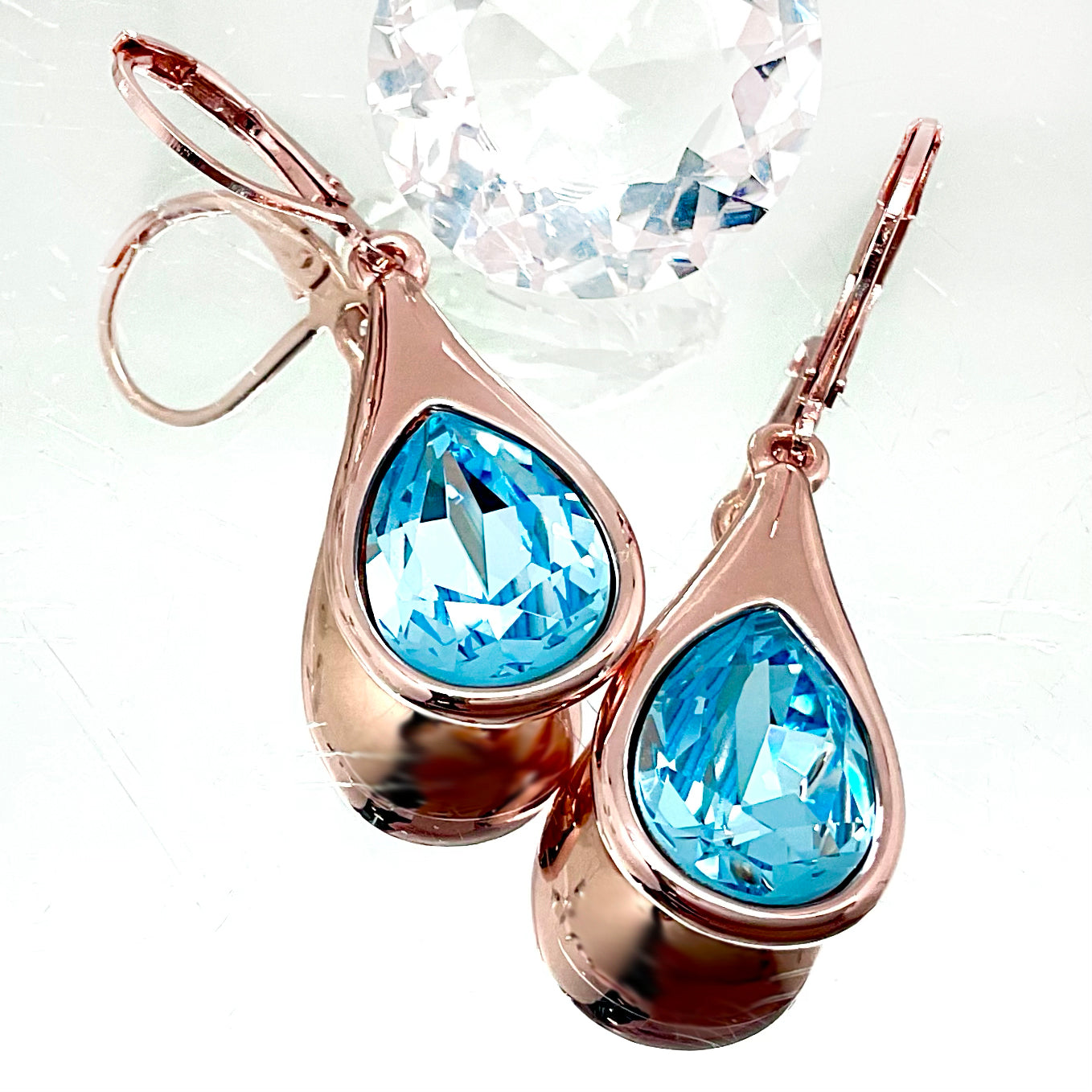 Teardrop Cut Premium Crystal Set