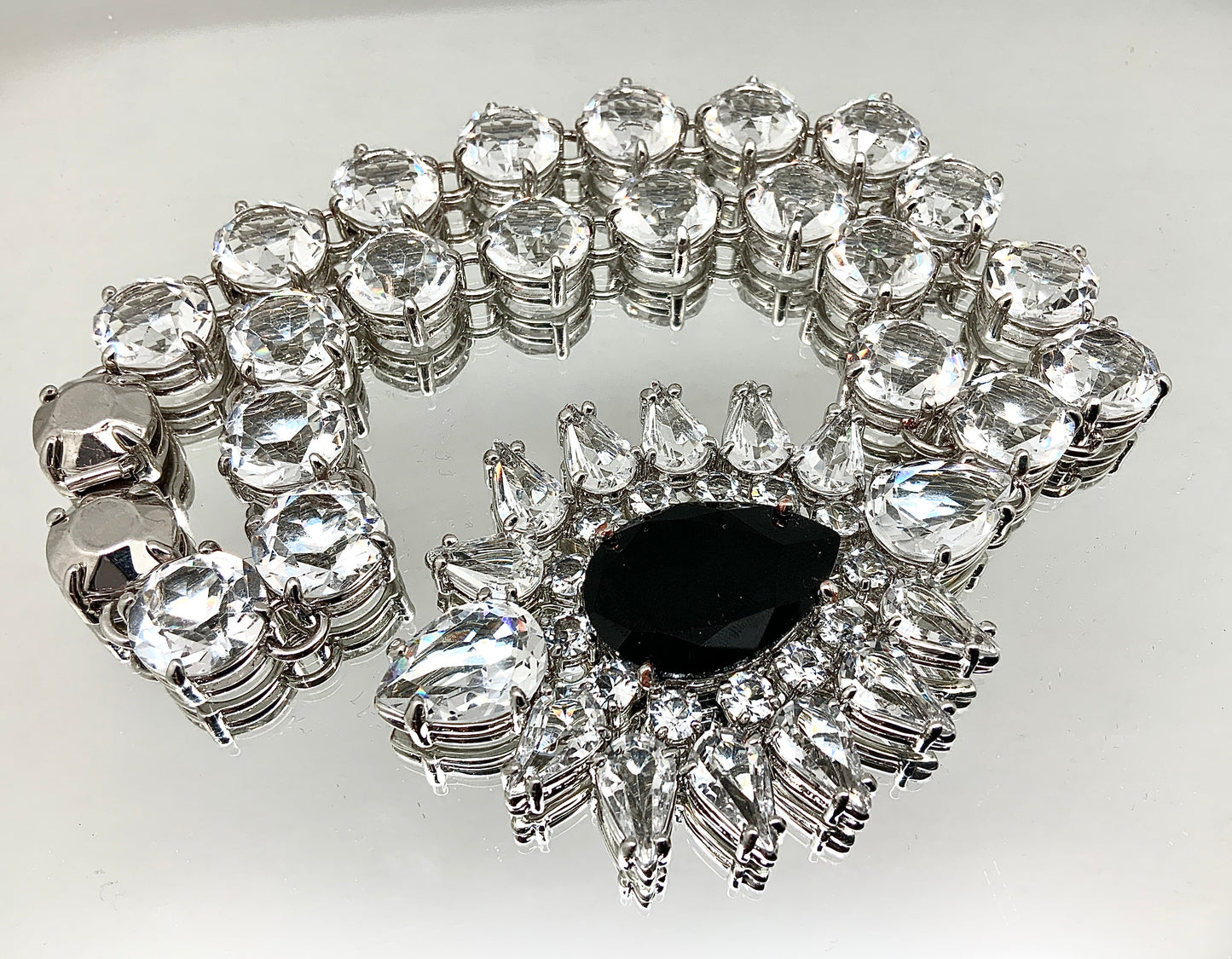 Starburst Necklace with Round Crystal Chain