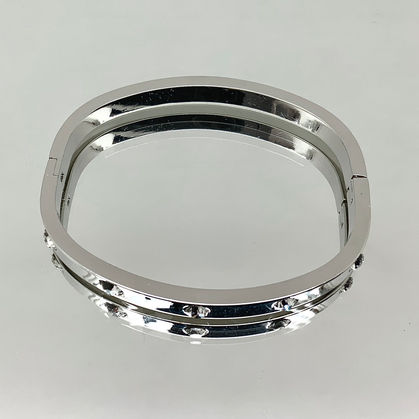 Premium Crystal 7mm Width Bangle