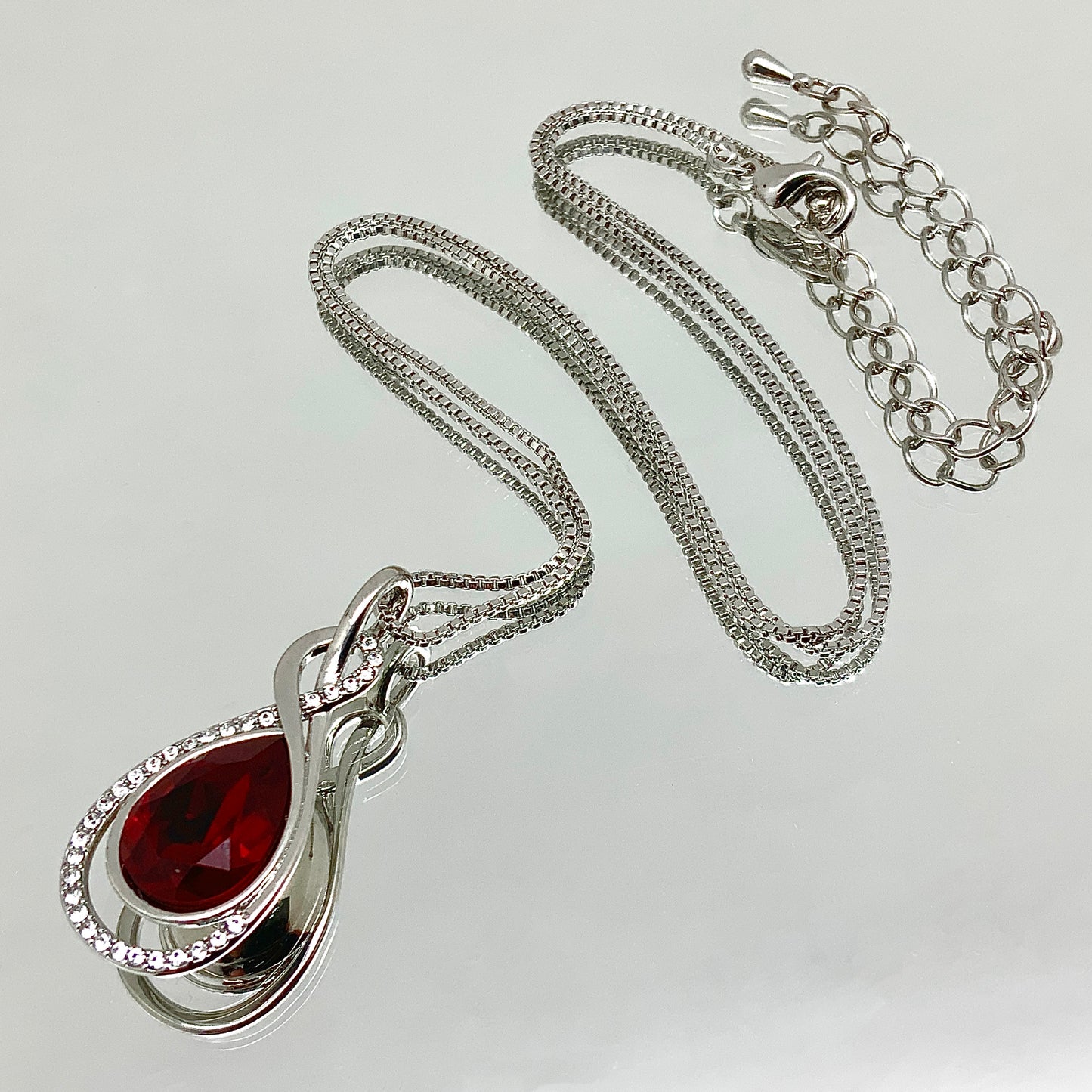 Premium Crystal Twisted Tear Set