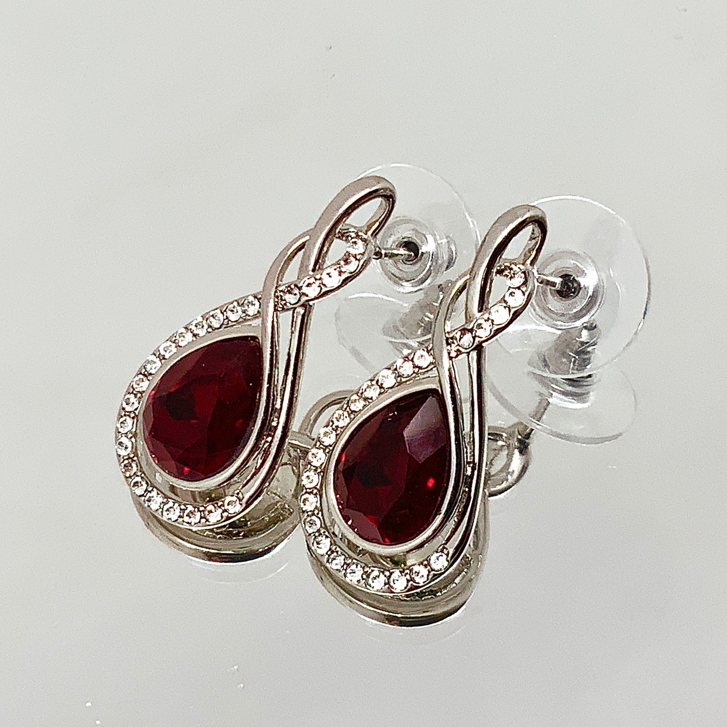 Premium Crystal Twisted Tear Set