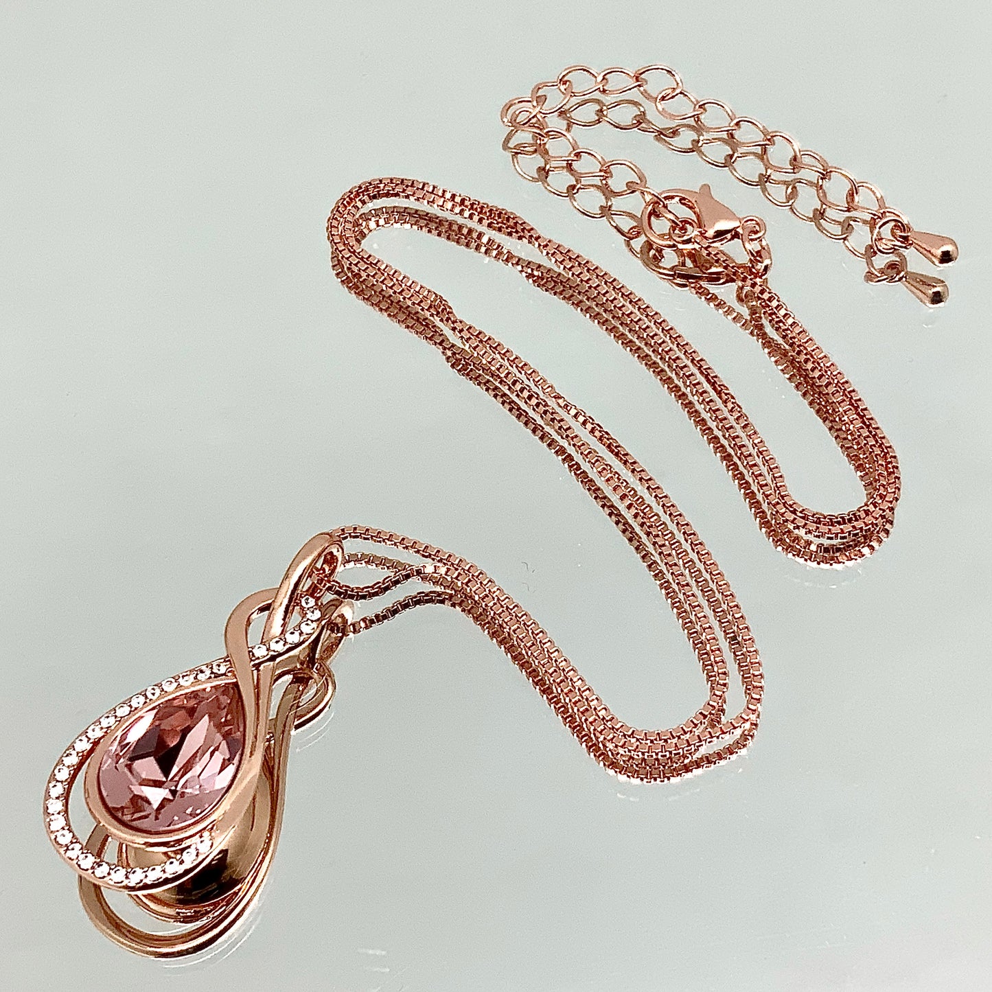 Premium Crystal Twisted Tear Set
