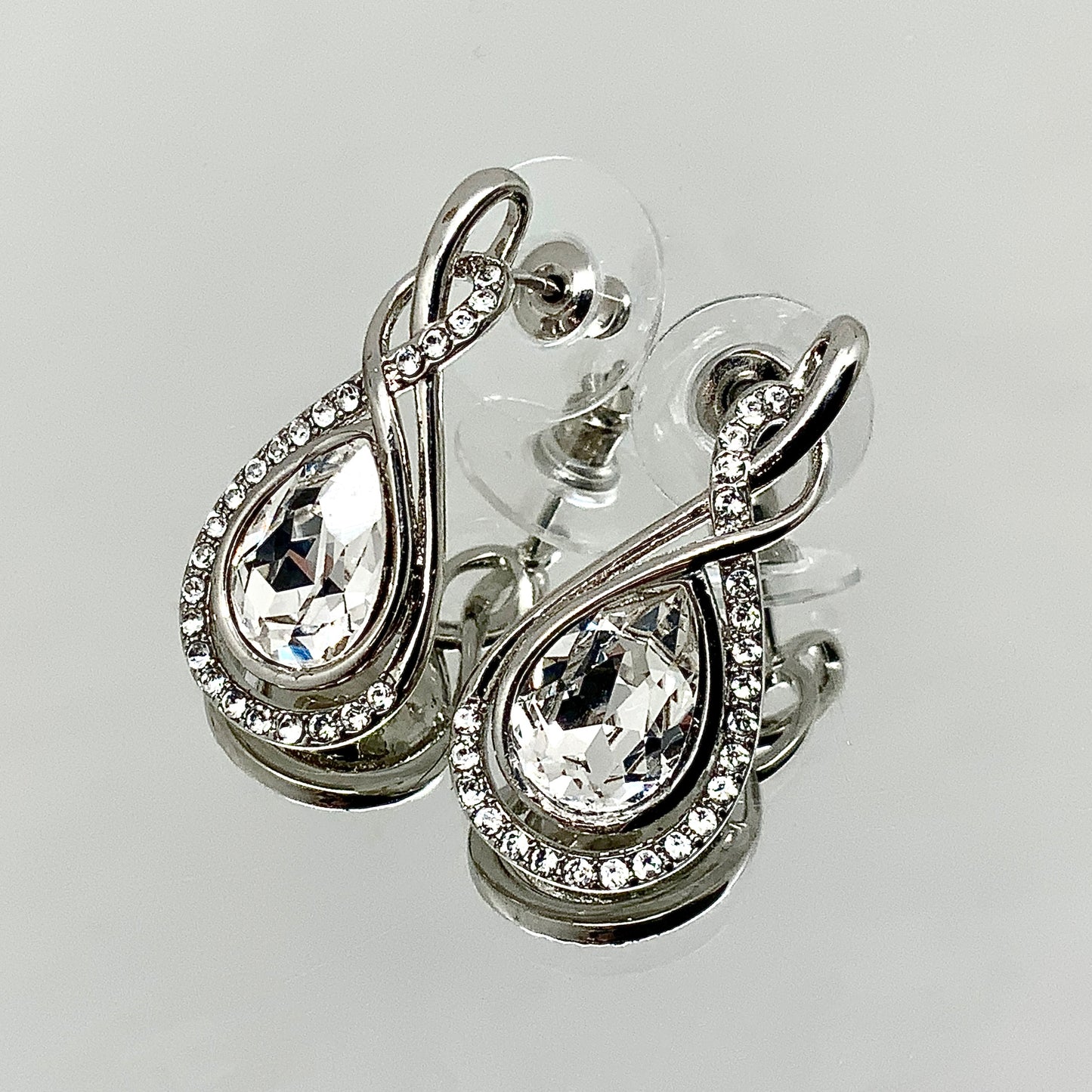 Premium Crystal Twisted Tear Set