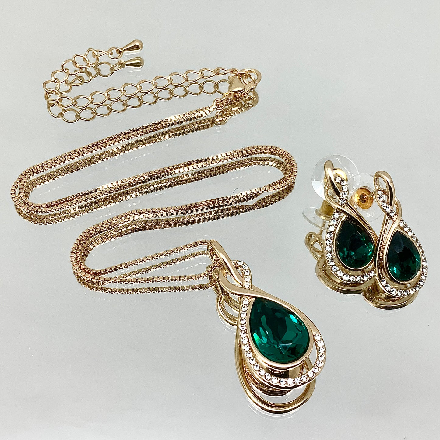 Premium Crystal Twisted Tear Set
