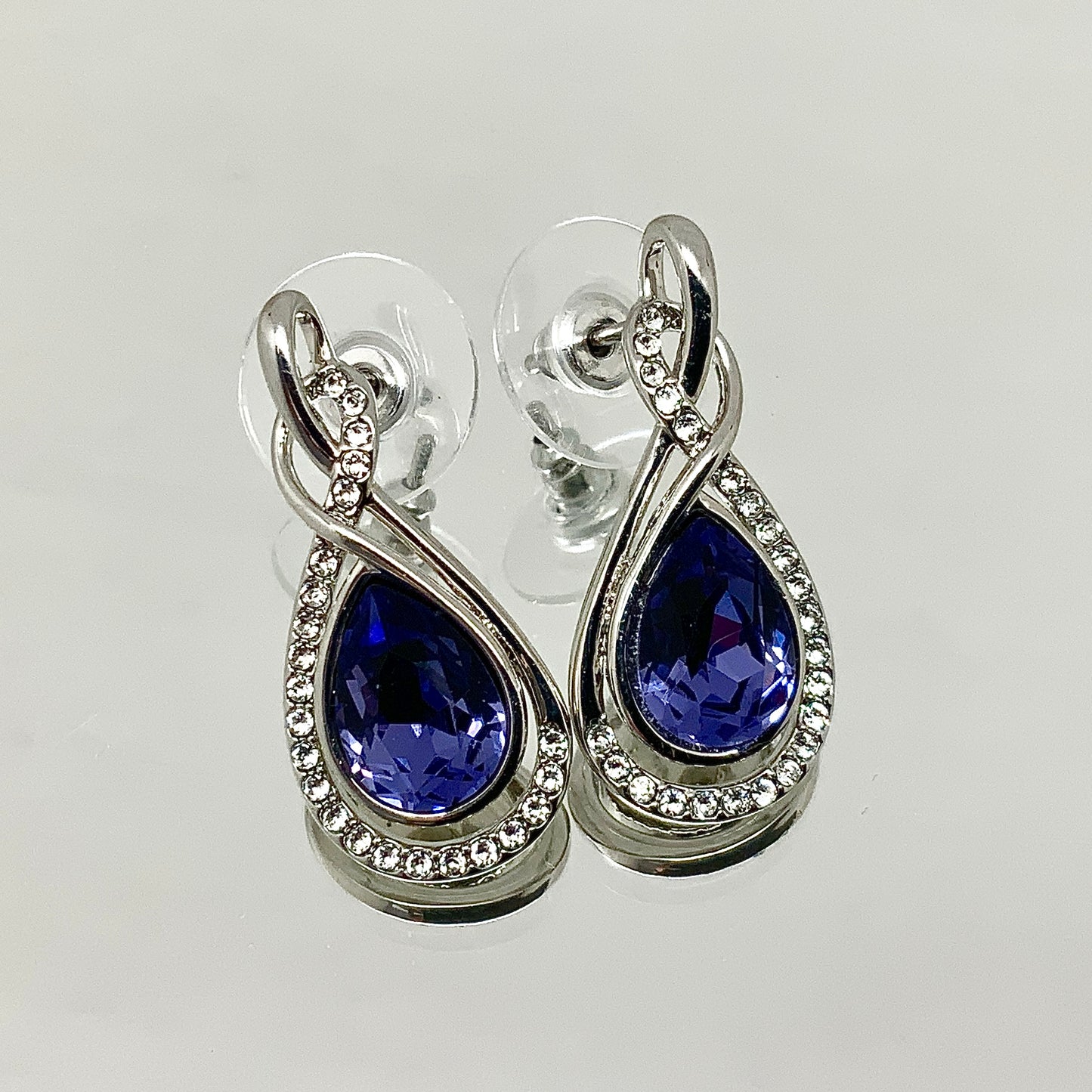 Premium Crystal Twisted Tear Set