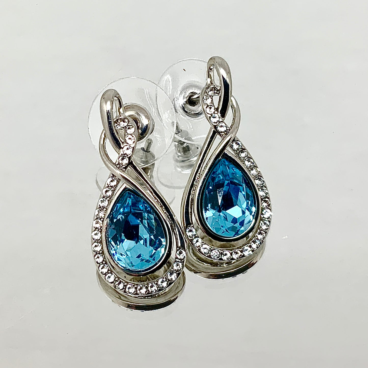 Premium Crystal Twisted Tear Set
