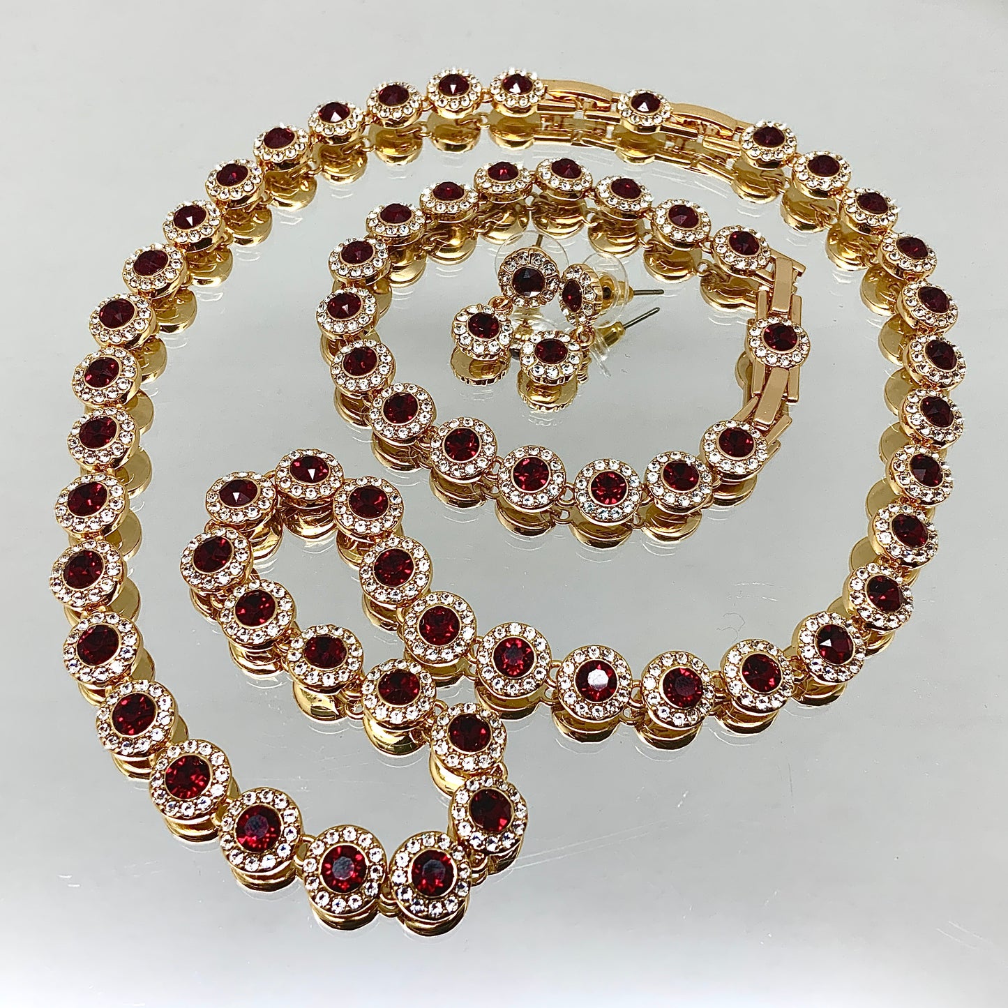 Premium Crystal Round Evening Set