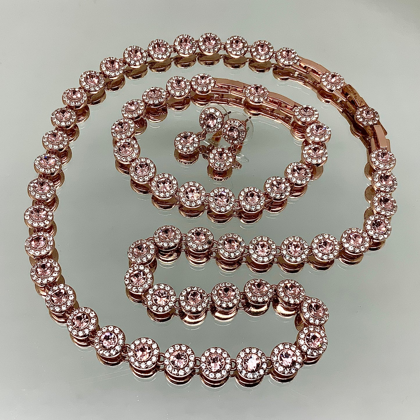 Premium Crystal Round Evening Set