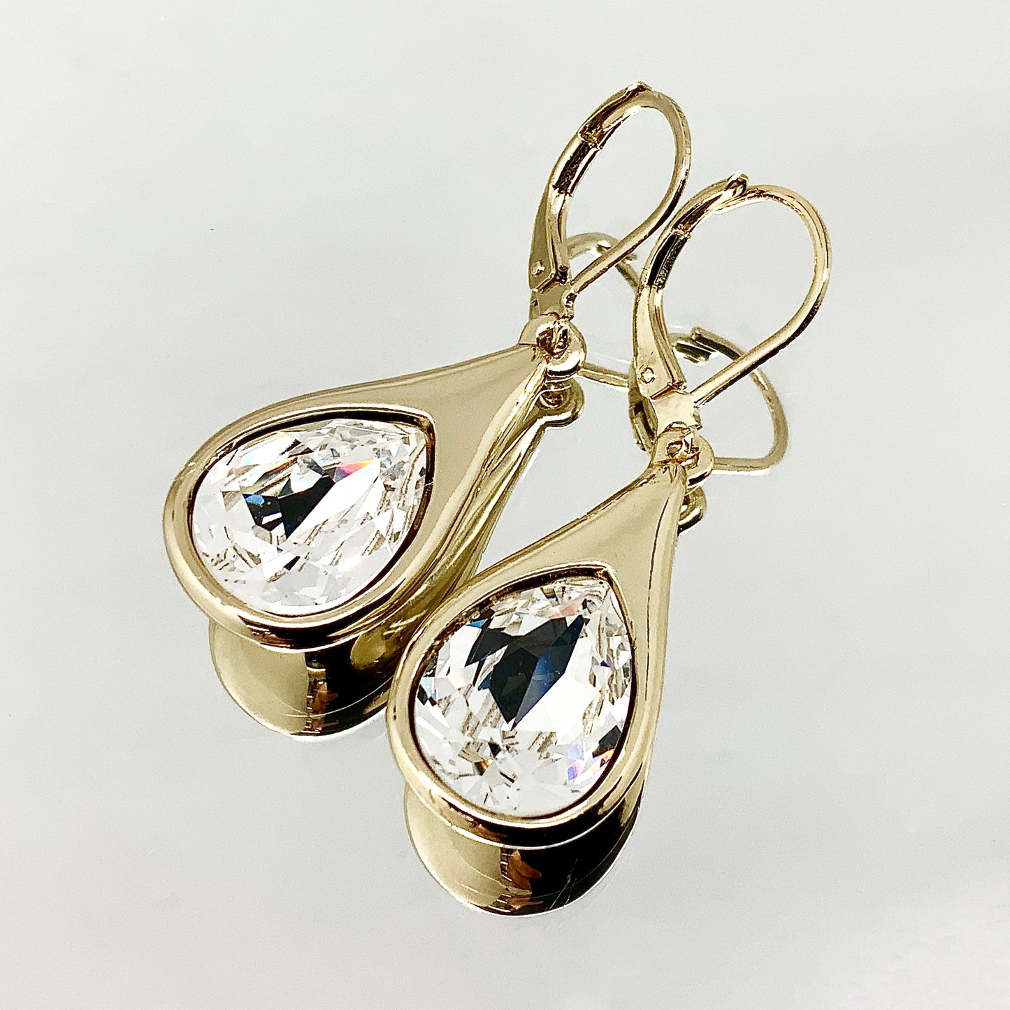 Teardrop Cut Premium Crystal Set