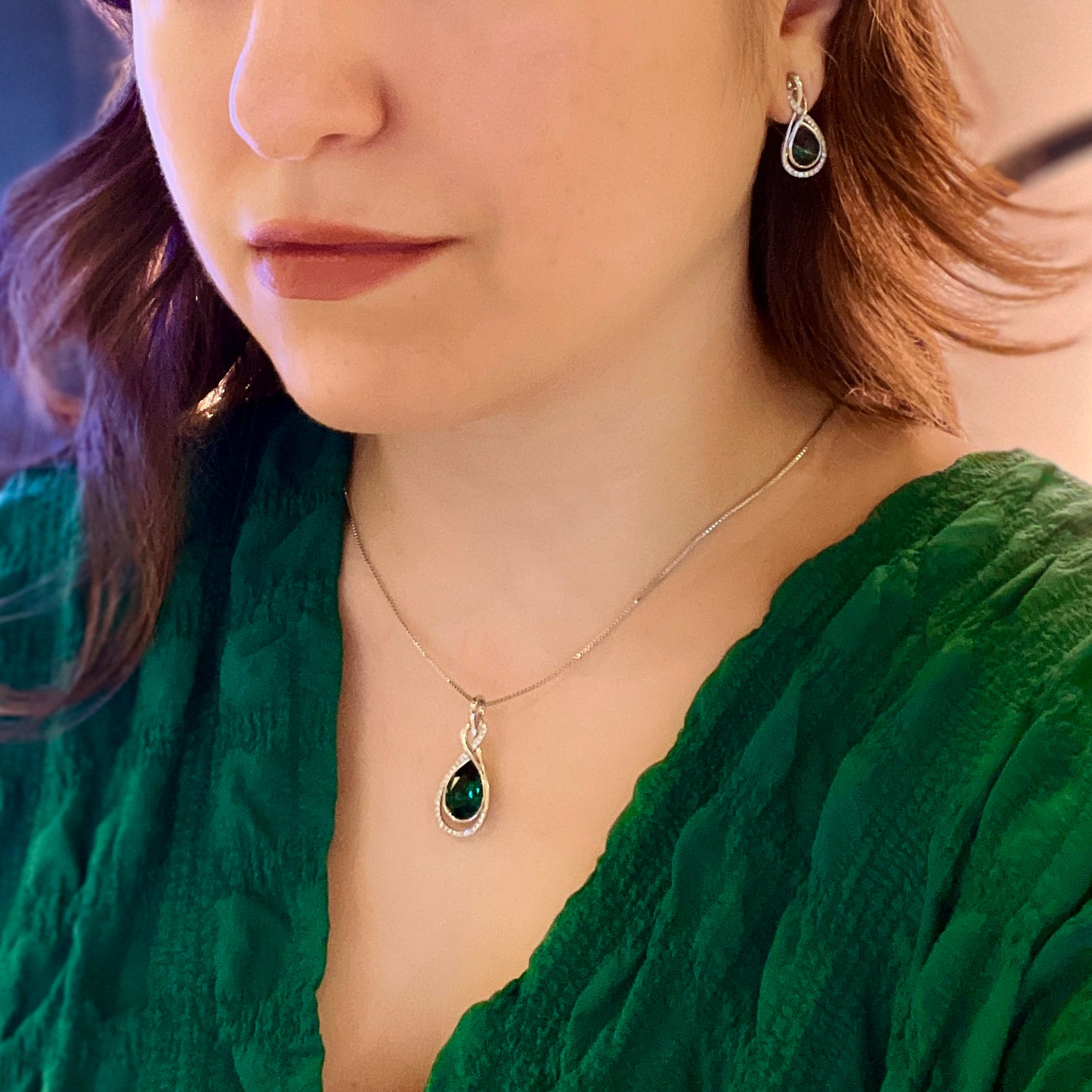Premium Crystal Twisted Tear Set