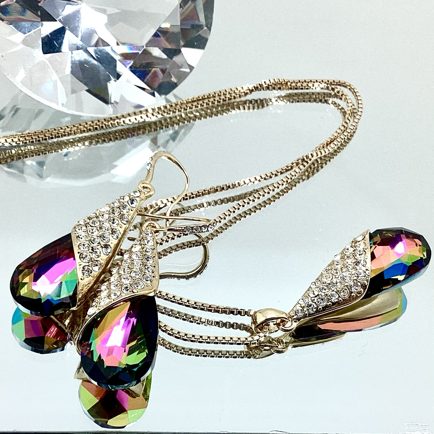 Premium Crystal Teardrop Set