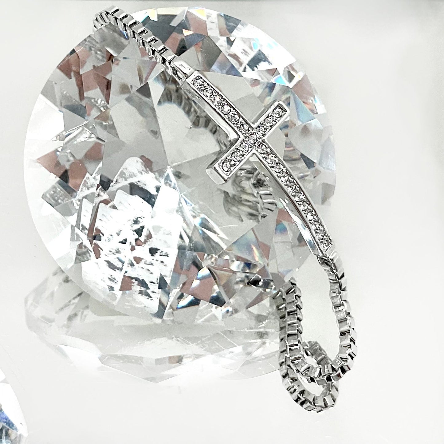 Crystal Thin Cross Bracelet